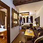 Arcadie & Ξενοδοχείο