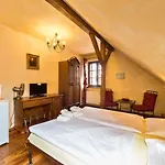 Arcadie & Ξενοδοχείο 3*