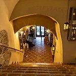 Arcadie & Ξενοδοχείο 3*