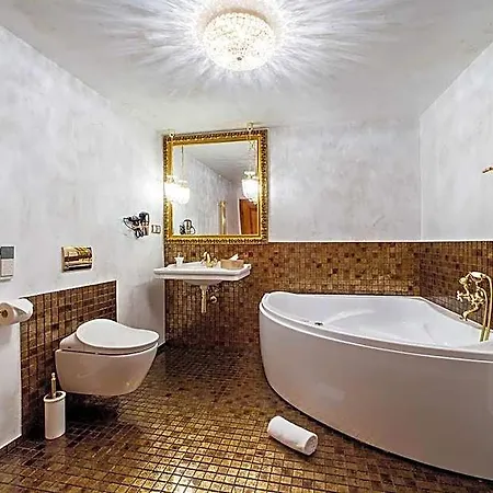 Arcadie & Hotel Cesky Krumlov