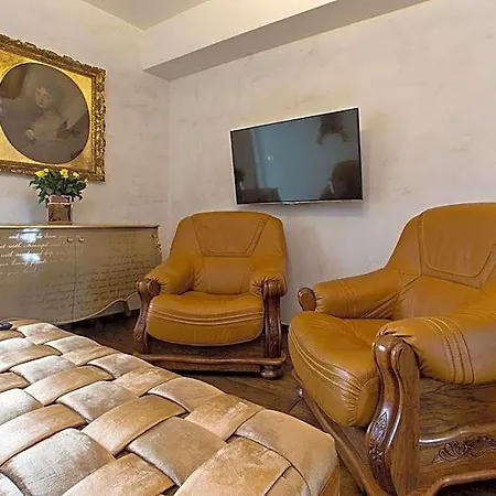 Arcadie & 3*